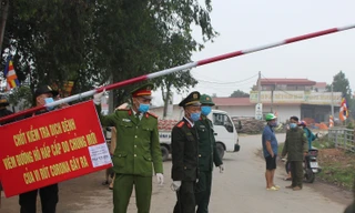 Tận thấy 12 chốt trực cách ly khu vực có dịch Covid-19 tại Vĩnh Phúc