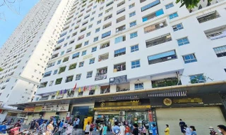 Hà Nội phát thông báo khẩn tới những người ho, sốt liên quan chung cư HH Linh Đàm