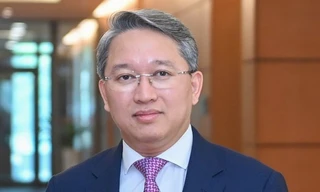 Công bố quyết định của Bộ Chính trị về công tác cán bộ