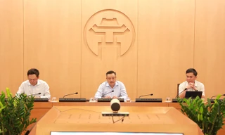 Chủ tịch Hà Nội họp tổ công tác đặc biệt, gỡ khó 6 dự án