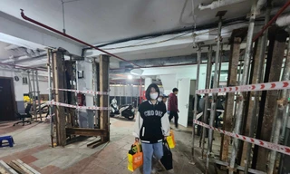 Cột chung cư mini 'chống nạng' ở Hà Nội 'mất khả năng chịu lực'