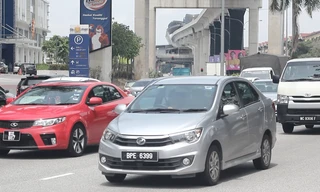 Malaysia vượt Thái Lan trở thành thị trường ô tô lớn thứ hai Đông Nam Á