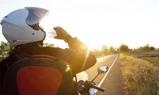 Kinh nghiệm lái xe máy đường dài dịp nghỉ lễ 2/9