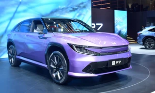 Honda giảm nửa sản lượng xe xăng