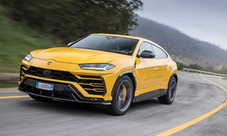 Siêu SUV Lamborghini Urus bị triệu hồi vì lỗi bung nắp ca-pô