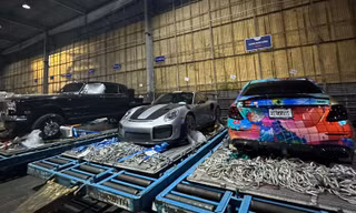 Lộ diện dàn siêu xe tham dự Gumball 3000 vừa cập bến Việt Nam