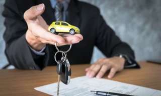 Những lưu ý khi thuê ô tô tự lái dịp nghỉ lễ 30/4