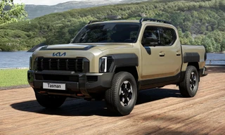 Xe bán tải đầu tiên của Kia chính thức ra mắt