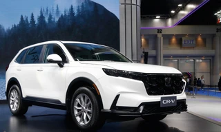 Loạt xe gầm cao được giảm giá mạnh trong tháng 7