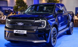 Cận cảnh bản độ Ford Ranger kiểu xe đua