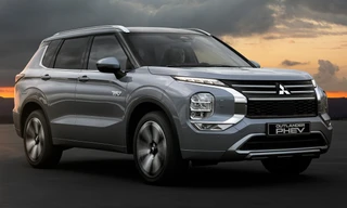 Mitsubishi muốn tách khỏi Nissan?