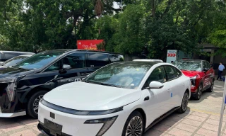 Xe điện giá rẻ của Nissan xuất hiện tại Việt Nam