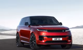 Range Rover 2024 bị triệu hồi vì lỗi hộp số