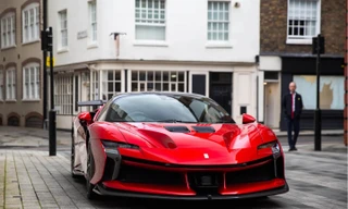 Chiêm ngưỡng siêu xe Ferrari SF90 XX Stradale đầu tiên được bàn giao