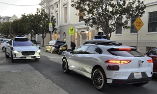 Xe taxi tự lái vi phạm gần 600 lỗi trong một năm