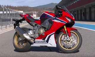 Honda triệu hồi loạt xe mô tô tiền tỷ tại Việt Nam