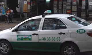 Tài xế taxi Mai Linh đỡ đẻ cho khách ngay trên xe