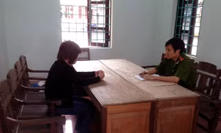 Bán bé gái 13 tuổi vào 'động quỷ' giá... 3 triệu đồng