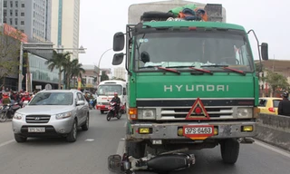 Tai nạn chết người, QL 1A kẹt cứng