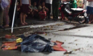 Bị người tình của vợ đâm chết bên đường