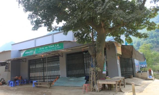 Hiện trường ngôi nhà nơi xảy ra vụ nổ. Ảnh: Hoàng Lam