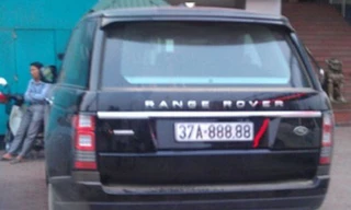 Xe sang bạc tỷ mang biển 888.88 là 'ngẫu nhiên'