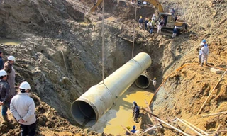 Sẽ thanh tra đường ống nước sông Đà