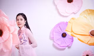 Dương Cẩm Lynh tươi tắn đón xuân