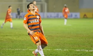 V.Ninh Bình cân nhắc gọi Văn Quyến trở lại