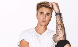 Giả danh Justin Bieber, “yêu râu xanh” lạm dụng hơn 900 trẻ em
