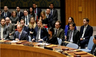Đại sứ Mỹ tại Liên Hợp Quốc Nikki Haley phủ quyết dự luật nghị quyết về Jerusalem tại UNSC. Ảnh: Reuters