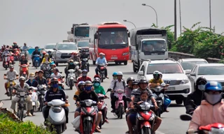 Dân miền Tây ùn ùn trở lại Sài Gòn sau Tết