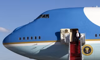 Bên trong Air Force One đưa Tổng thống Donald Trump công du châu Á