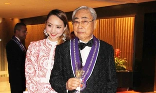 Mỹ nhân 29 tuổi của Trung Quốc bị đại gia 80 tuổi bỏ rơi