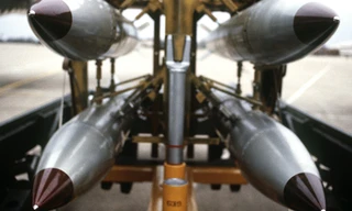 Thử nghiệm bom hạt nhân B61-12, Mỹ đang chuẩn bị chiến tranh?