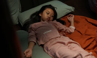 Không nghi ngờ gì nữa, “Bóng đè” sẽ đưa bạn khám phá nỗi sợ lớn nhất của thời thơ ấu