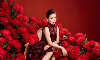 Giữa lúc chồng cũ lộ chuyện hẹn hò tình trẻ, Lệ Quyên vẫn bình tĩnh làm điều này trên FB