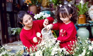 Chưa kết hôn sinh con nhưng Hoa hậu Ngọc Hân lại có một cô con gái dễ thương hết biết