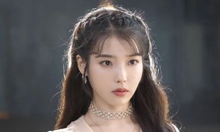 Bất ngờ chưa, IU được đề cử giải thưởng Baeksang, tự tin sánh vai bên các “chị đại“