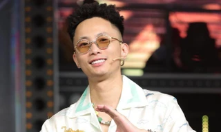 Vì không kiềm chế được cơn nóng giận, Rhymastic (Rap Việt) phải lên tiếng xin lỗi