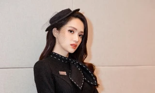 Bất chấp mọi lùm xùm, Hương Giang vẫn mạnh mẽ khẳng định không gì làm khó được mình