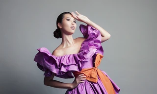 Không cần diện bikini, Hà Anh vẫn gợi cảm khó cưỡng với đường cong nóng bỏng