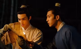 Phim Tỉnh Bách Nhiên, Tống Uy Long tung trailer đầy ẩn ý: Một “cú vả” dành cho Ngô Lỗi?