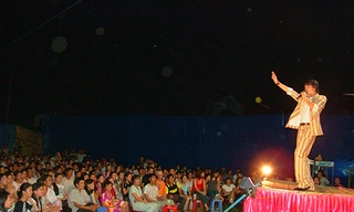 Khi nghiệp cầm ca biến nghệ sĩ thành con nợ