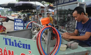 Thợ sửa khóa và những phi vụ 'ăn đêm'