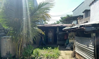 Mất vàng, tiền hơn 1,5 tỉ giấu trong phuy lúa trước hiên nhà