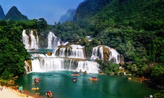 Thác Bản Giốc có mấy tầng?