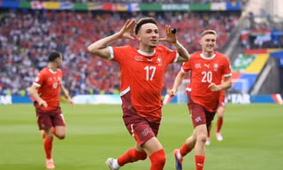 Thụy Sỹ gây sốc, loại nhà đương kim vô địch Italia với chiến thắng 2-0