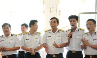 Ấm lòng chiến sĩ Trường Sa