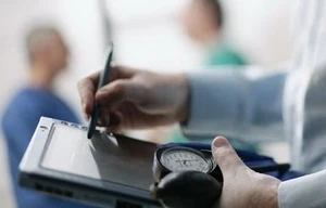 Cao dán điện tử theo dõi sức khỏe